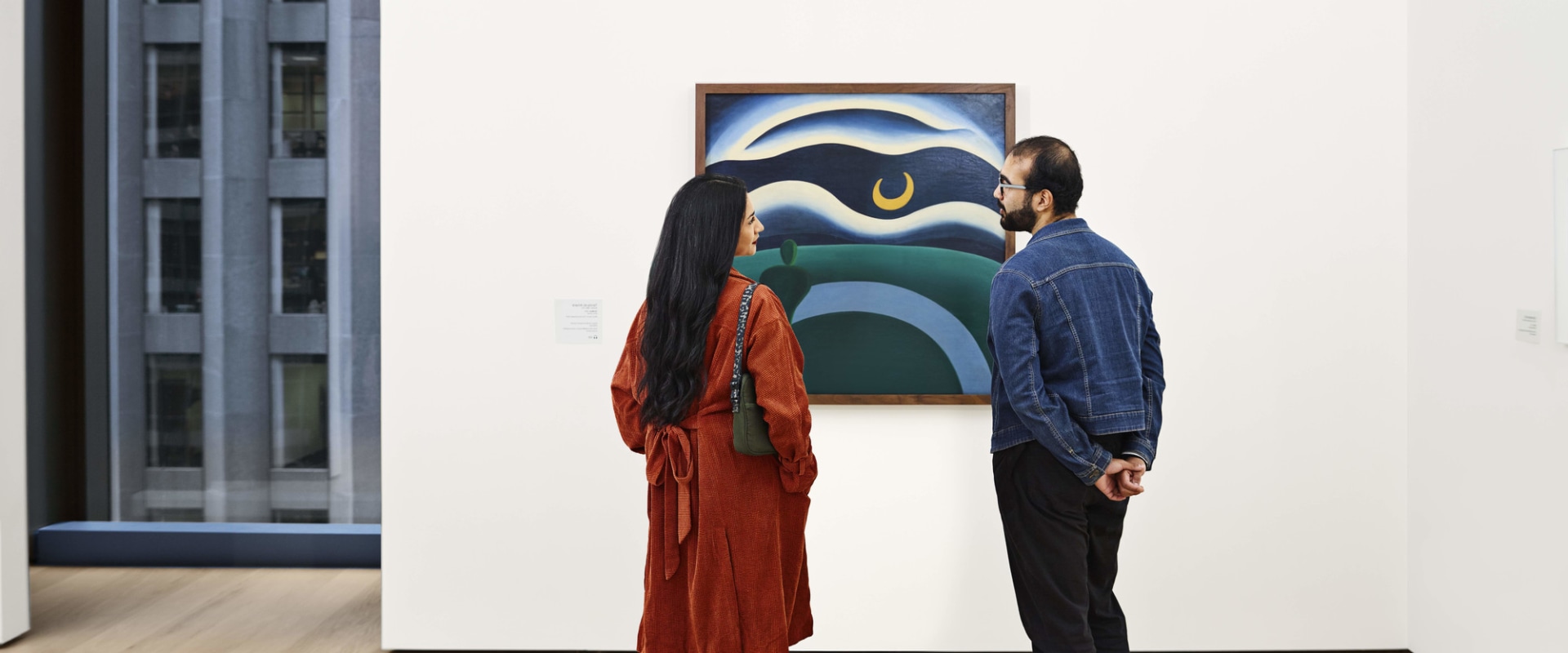 Exploring the Art Galleries in New York: Guided Tours and Educational Programs